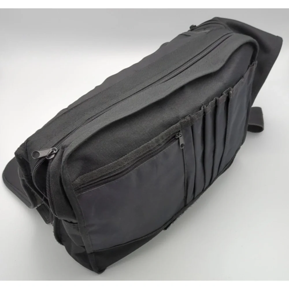 Vtg Y2K Messenger Sling Bag Multi Pocket Adjustable Strap Tech Tactical Gorpcore
